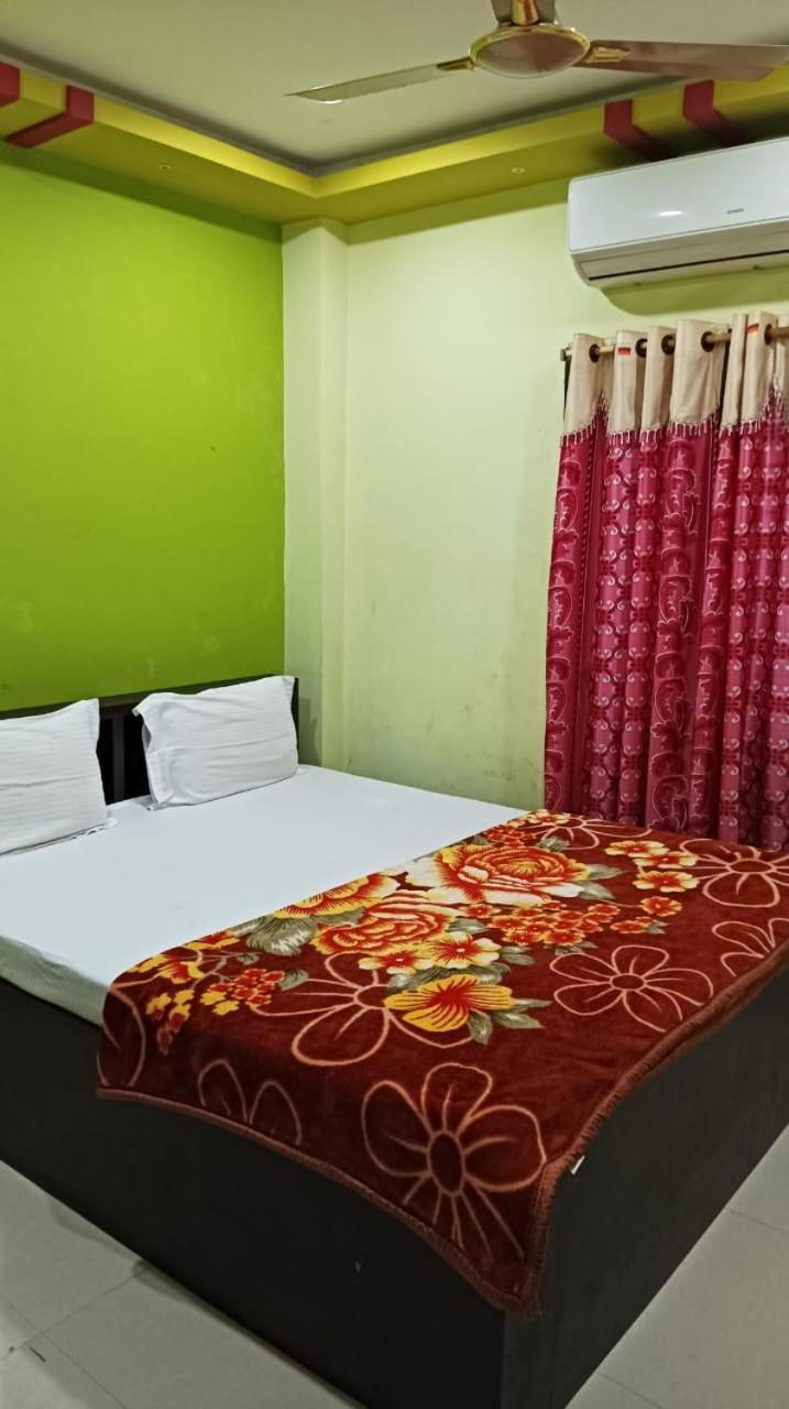 Hotel Msm Residency Purí Exteriér fotografie